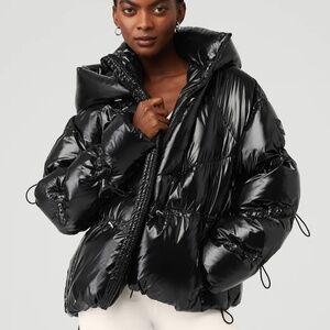 Alo Yoga Stunner Puffer Jacket